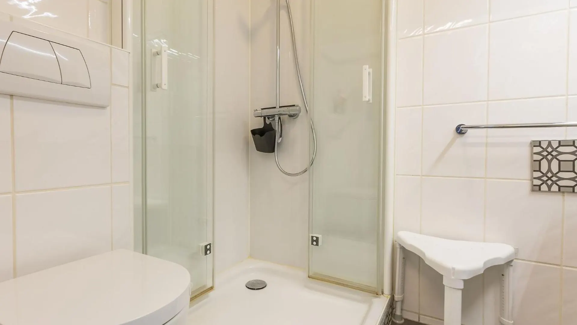 Nice Apartment With Shared Pool Middelkerke