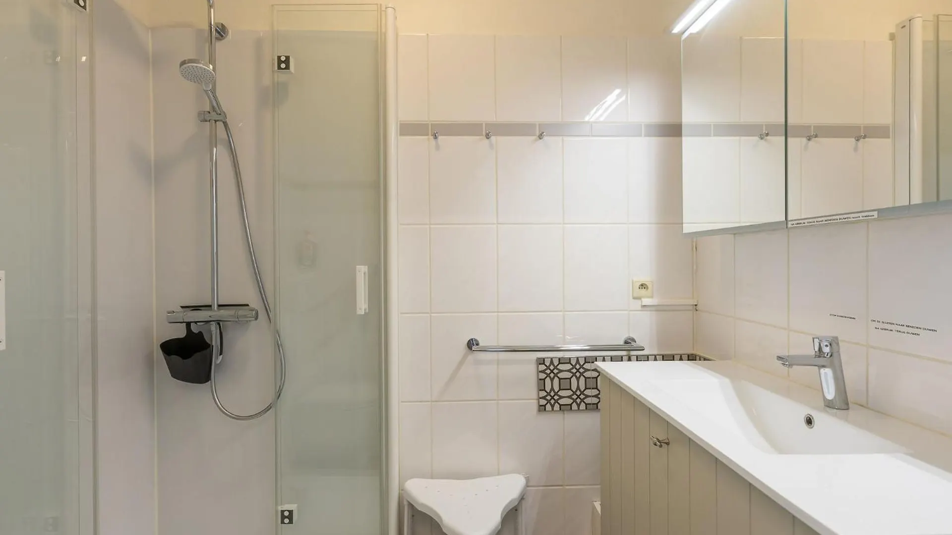 Nice Apartment With Shared Pool Middelkerke